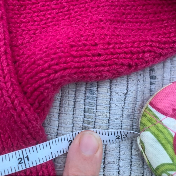 Vintage 80’s hand knit Sun patterned sweater small - Picture 7 of 10